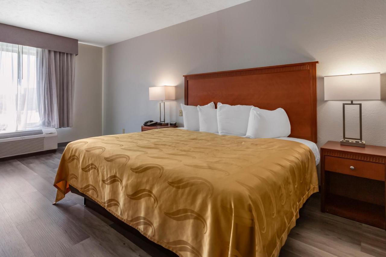 Quality Inn Fayetteville Near Fort Bragg Exteriör bild