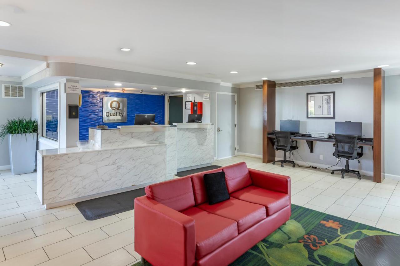 Quality Inn Fayetteville Near Fort Bragg Exteriör bild