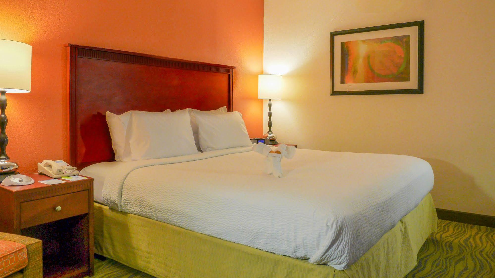 Quality Inn Fayetteville Near Fort Bragg Exteriör bild