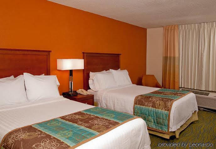 Quality Inn Fayetteville Near Fort Bragg Exteriör bild